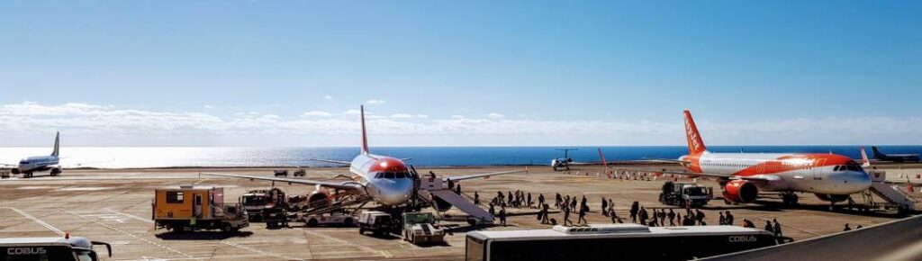 cheap Tenerife flights online at the best price to Tenerife South (TFS) and Tenerife North (TFN) airports